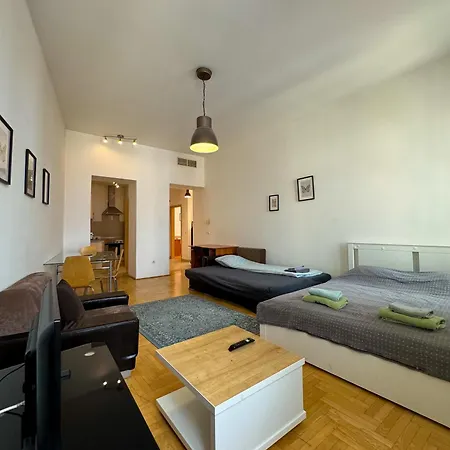 Downtown Family Apartment