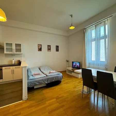 Downtown Family Apartment Budapest