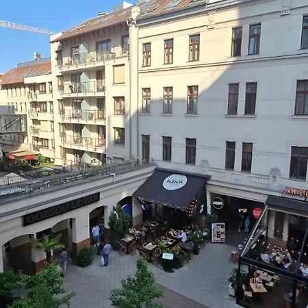Downtown Family Daire Budapeşte